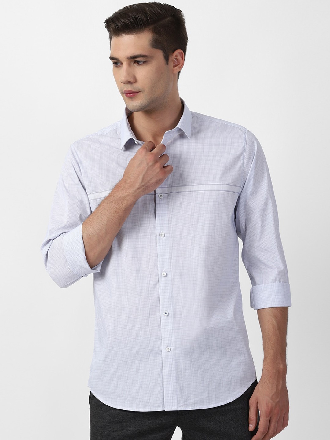 

Louis Philippe Sport Men Blue Slim Fit Checked Casual Shirt