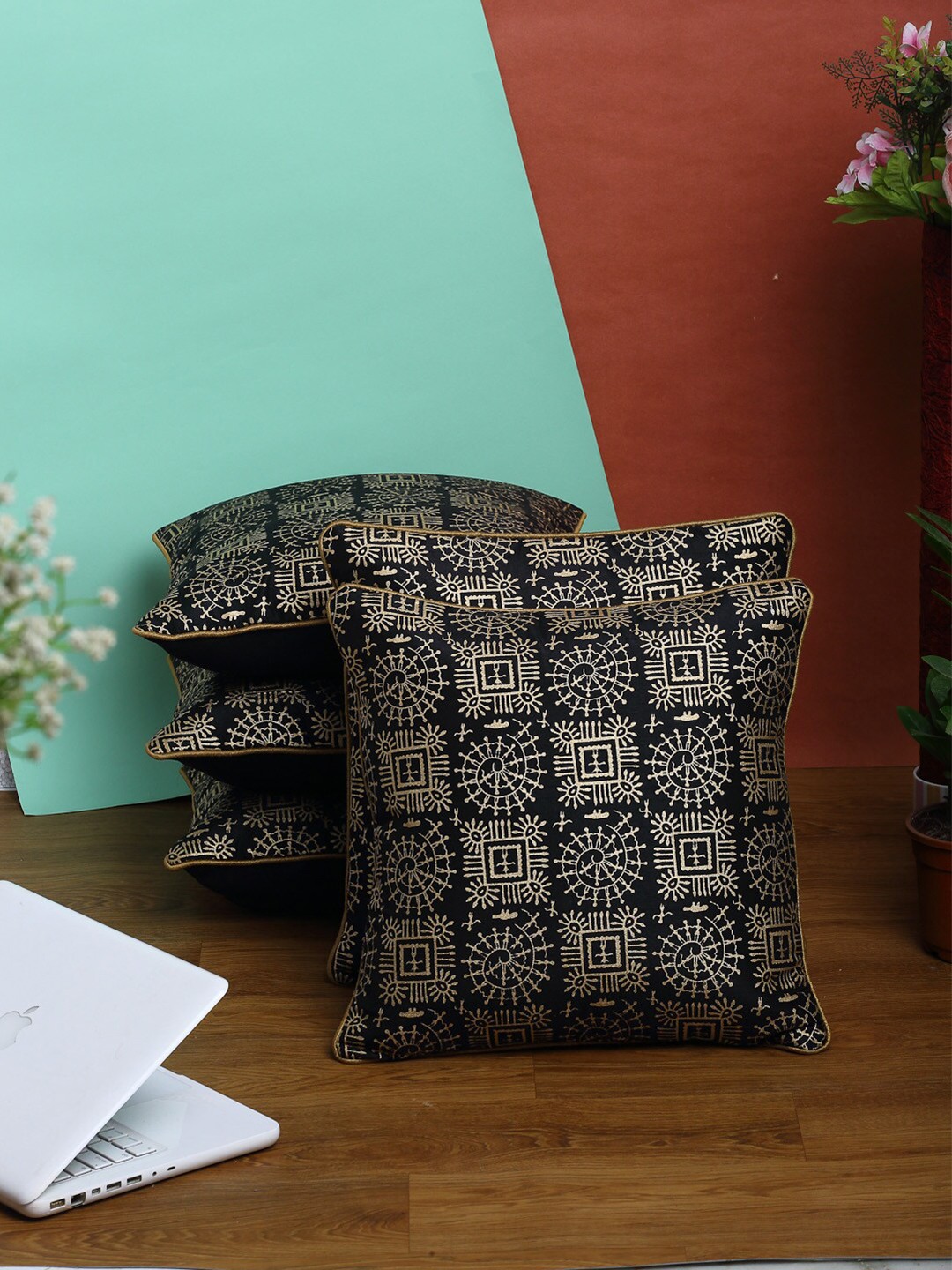 

HOSTA HOMES Set of 5 Black & Gold-Toned Geometric Square Cushion Covers
