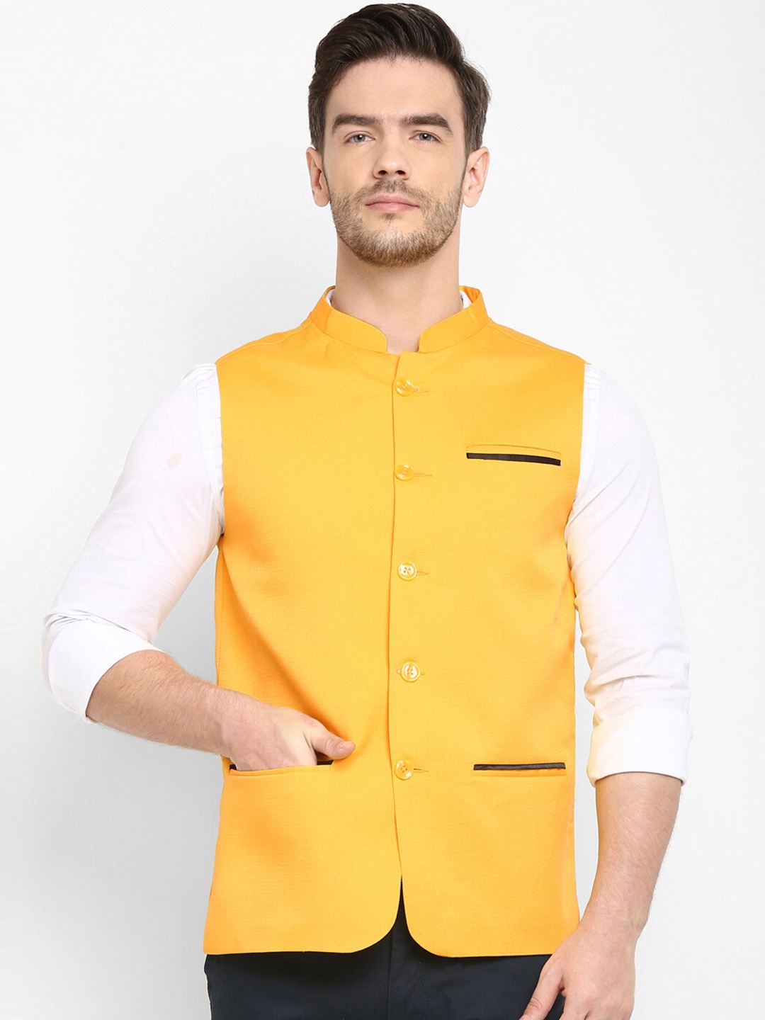 

hangup trend Men Yellow Solid Woven Nehru Jacket