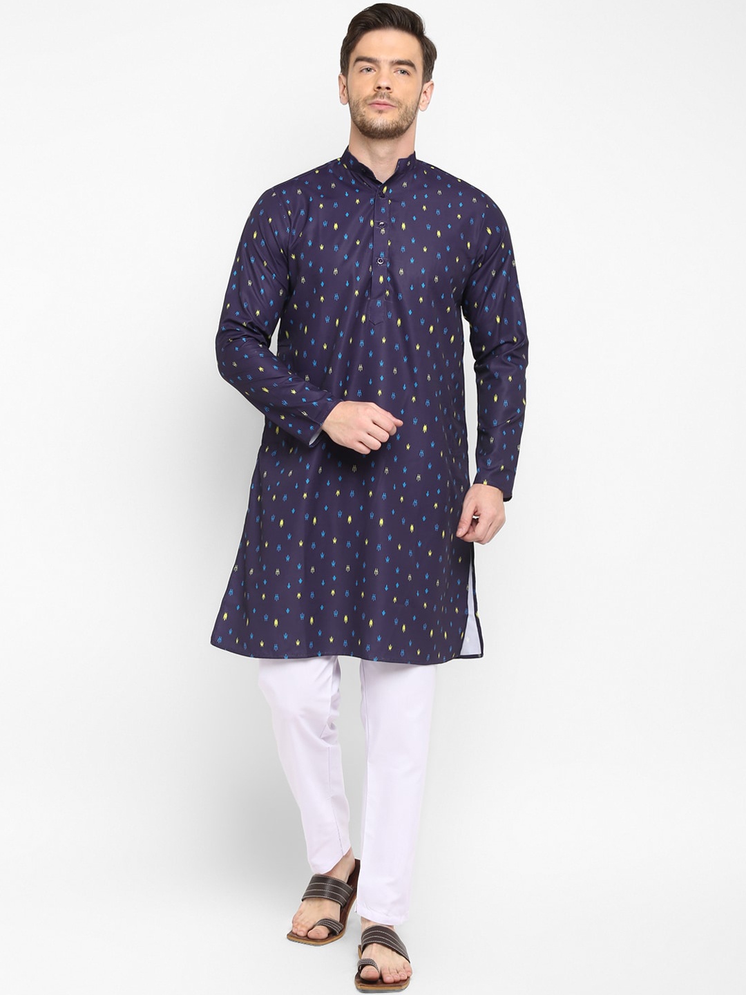 

hangup trend Men Blue & White Printed Kurta with Pyjamas