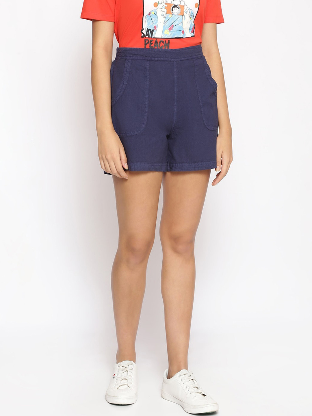 

Oxolloxo Women Navy Blue Solid Regular Fit Regular Shorts