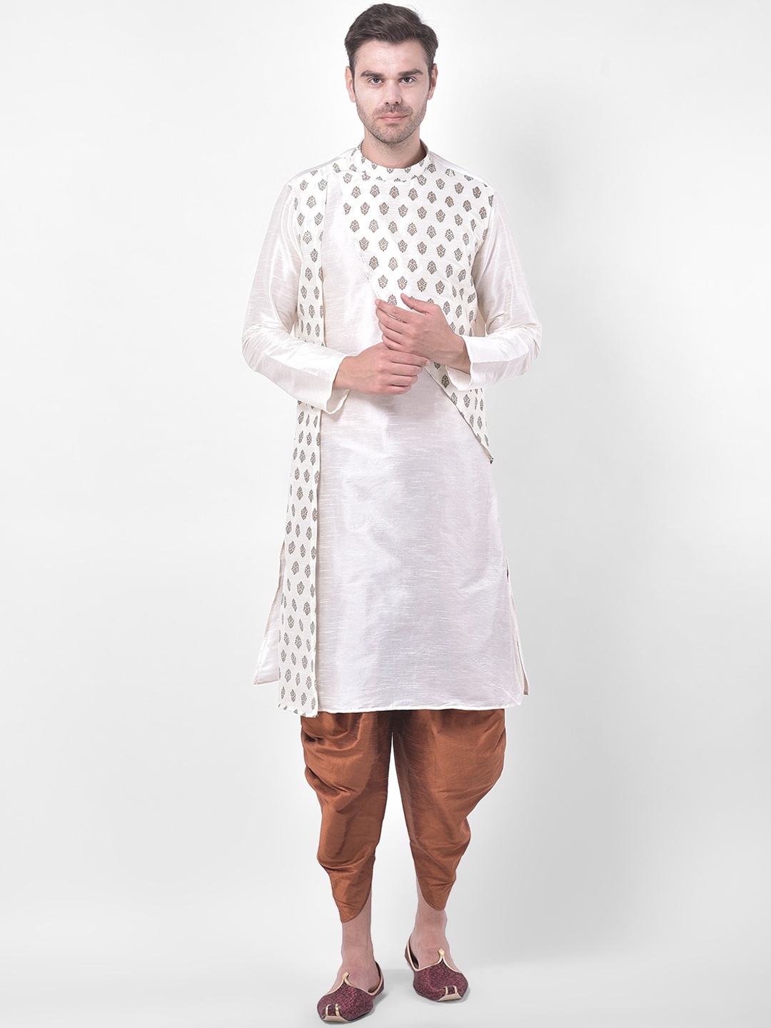 

DEYANN Men White & Brown Ethnic Motifs Printed Straight Dupion Silk Kurta & Dhoti Pants