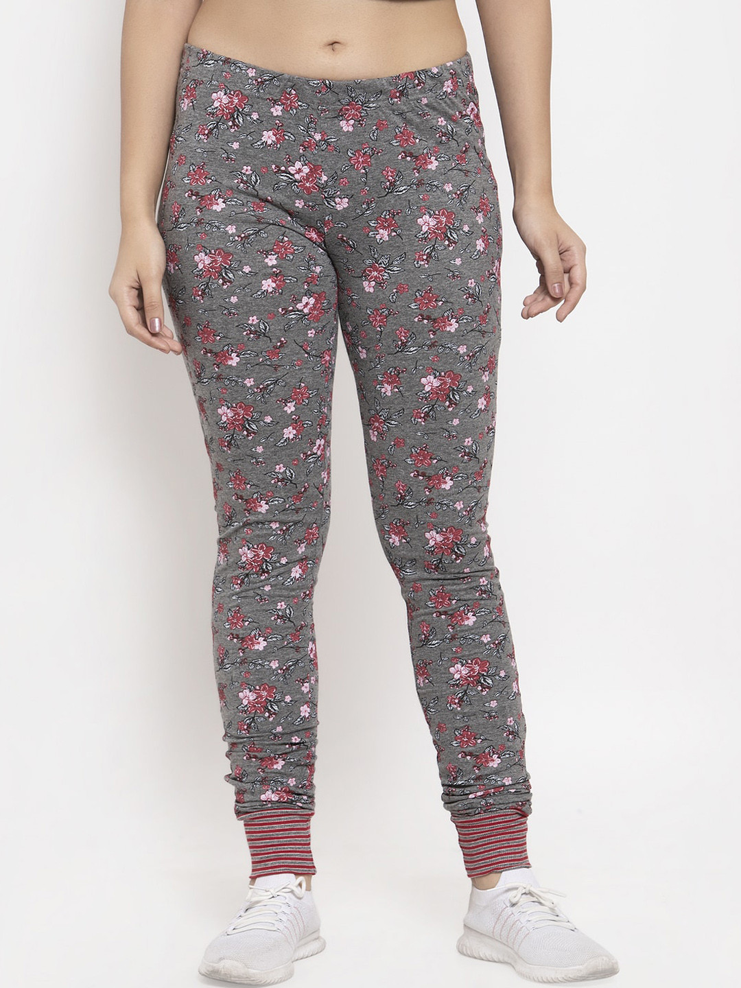 

Wolfpack Women Charcoal Grey & Red Floral Printed Cotton Ankle-Length Leggings