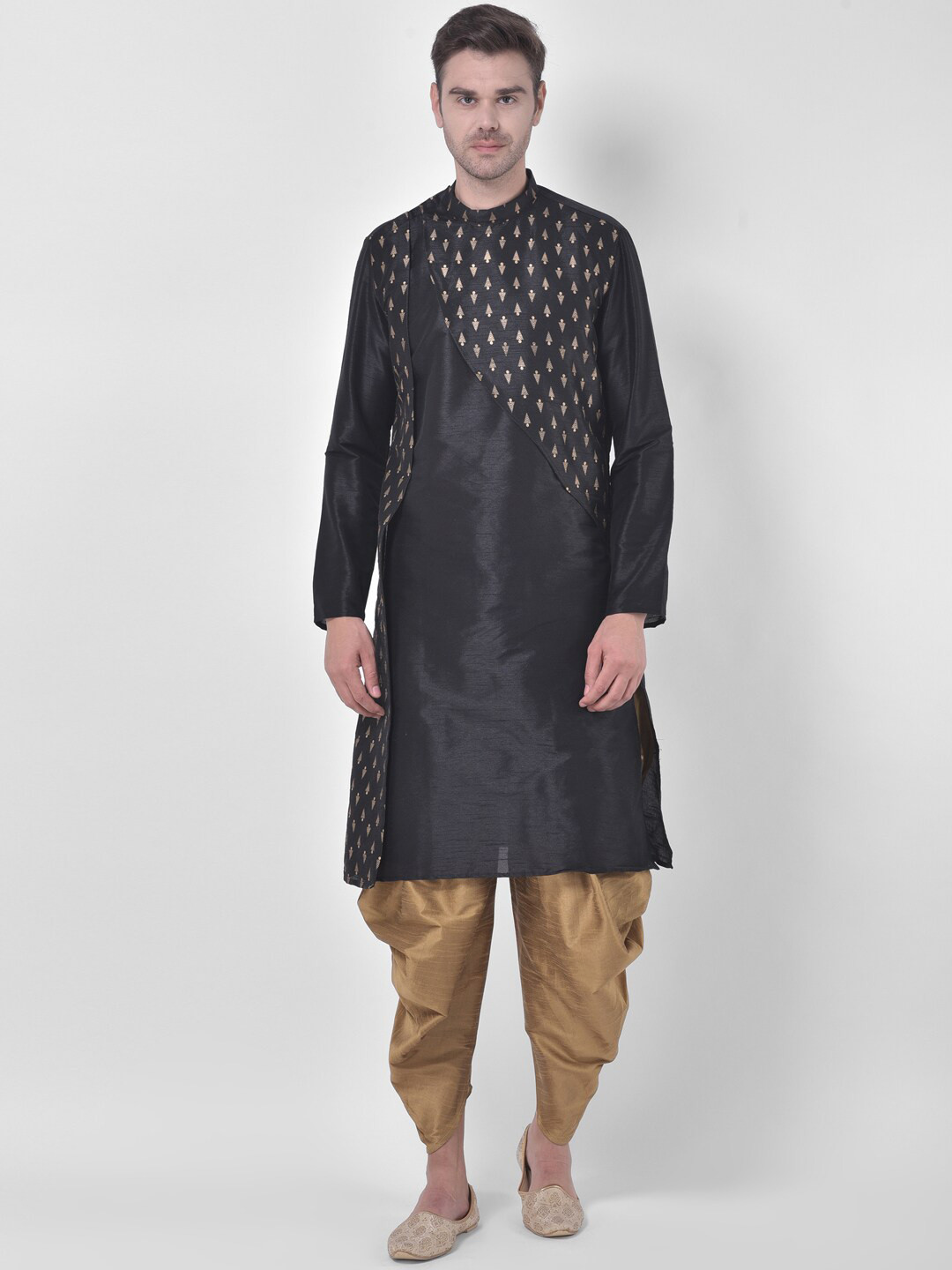

DEYANN Men Black Geometric Printed Kurta