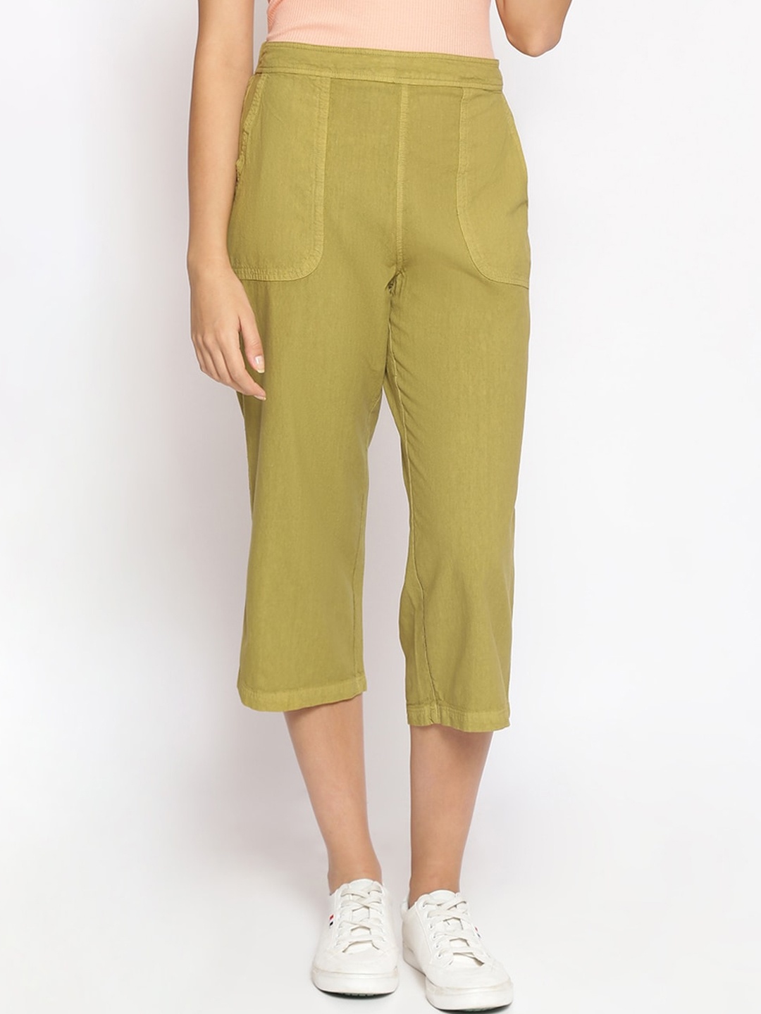 

Oxolloxo Women Green Regular Fit Solid Regular Trousers
