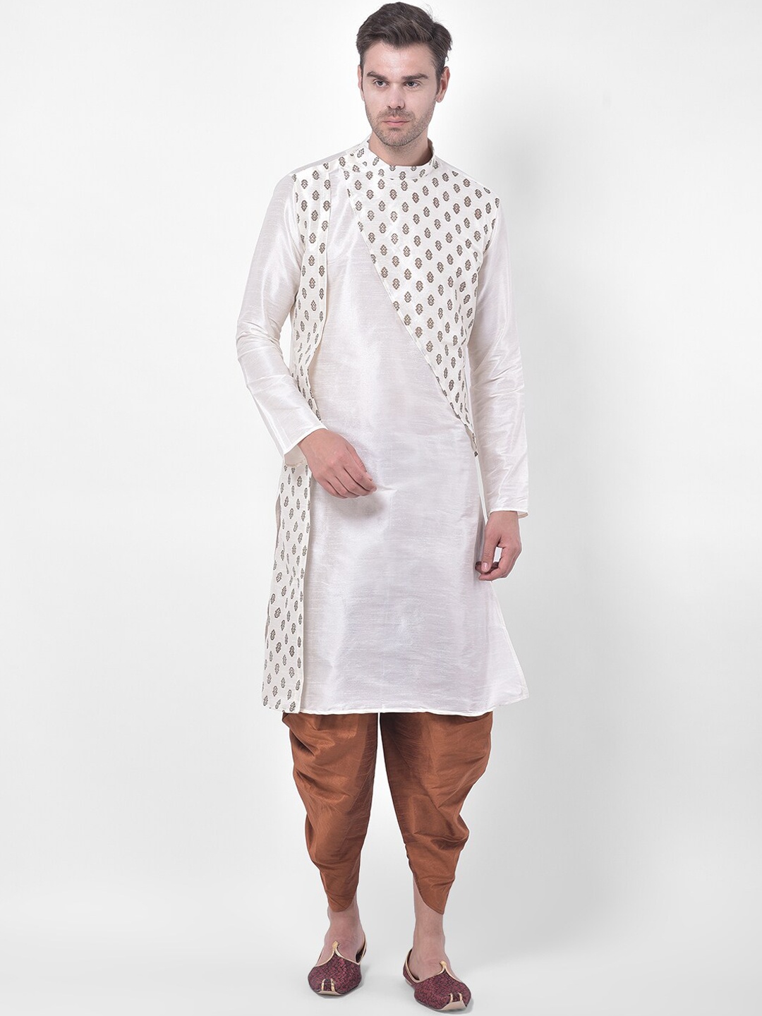 

DEYANN Men Off White Geometric Printed Kurta