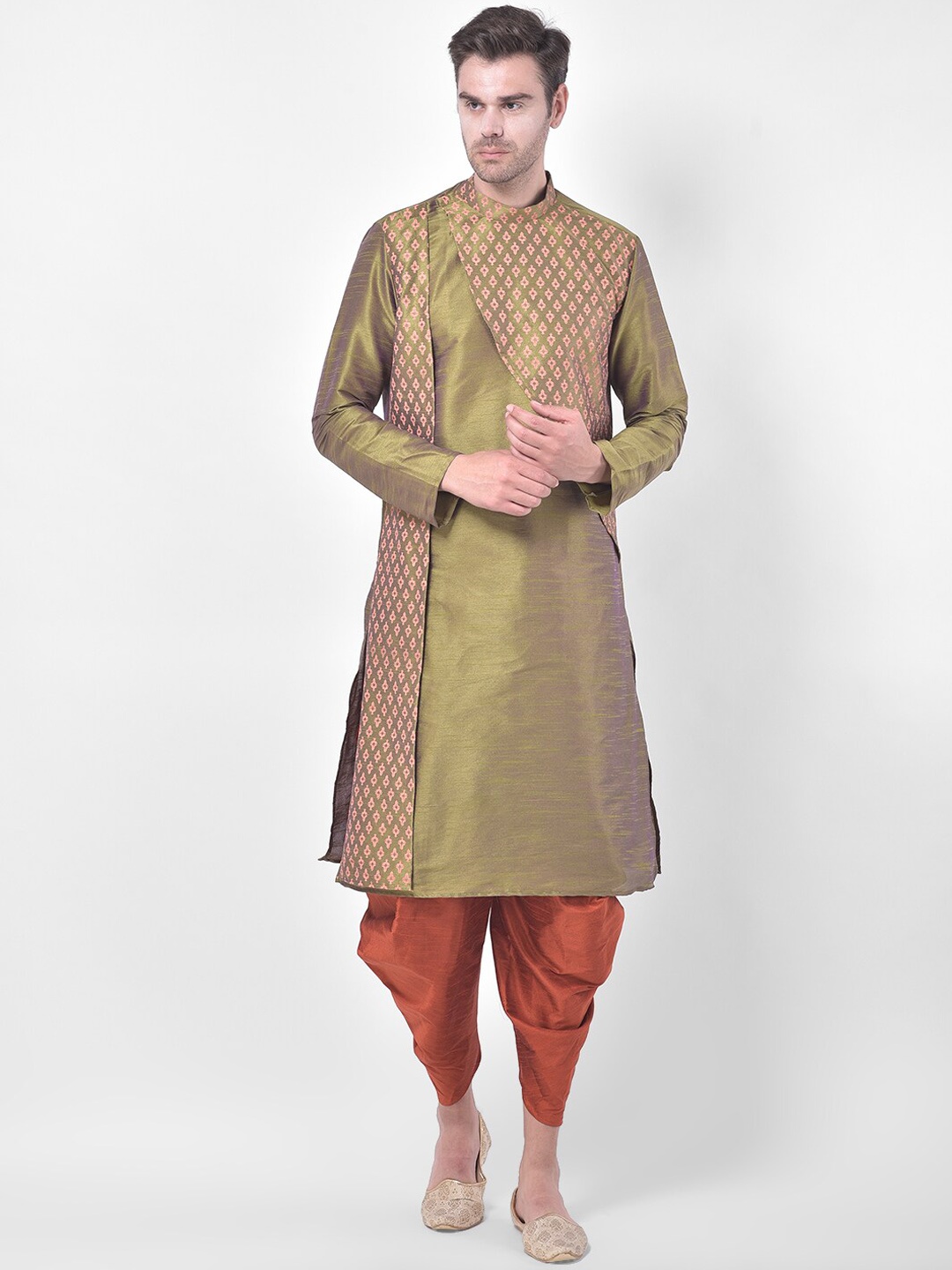 

DEYANN Men Green & Peach-Coloured Ethnic Motifs Printed Kurta