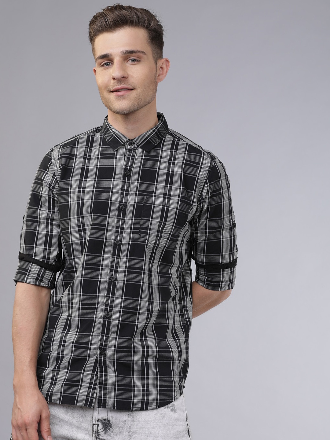

HIGHLANDER Men Black Slim Fit Checked Casual Shirt