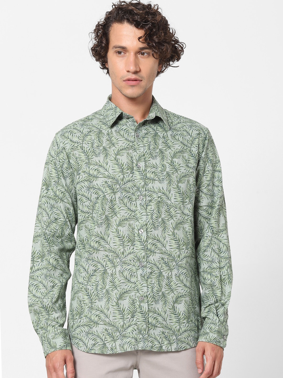 

Celio Men Olive Printed Casual Shirt