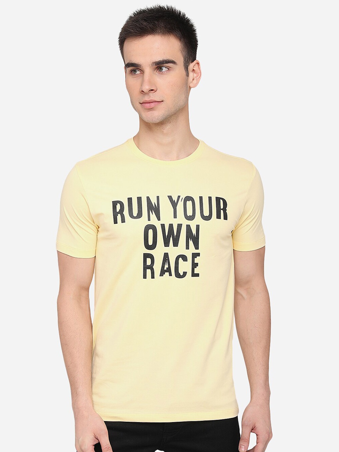 

JADE BLUE Men Yellow & Black Typography Printed Slim Fit T-shirt
