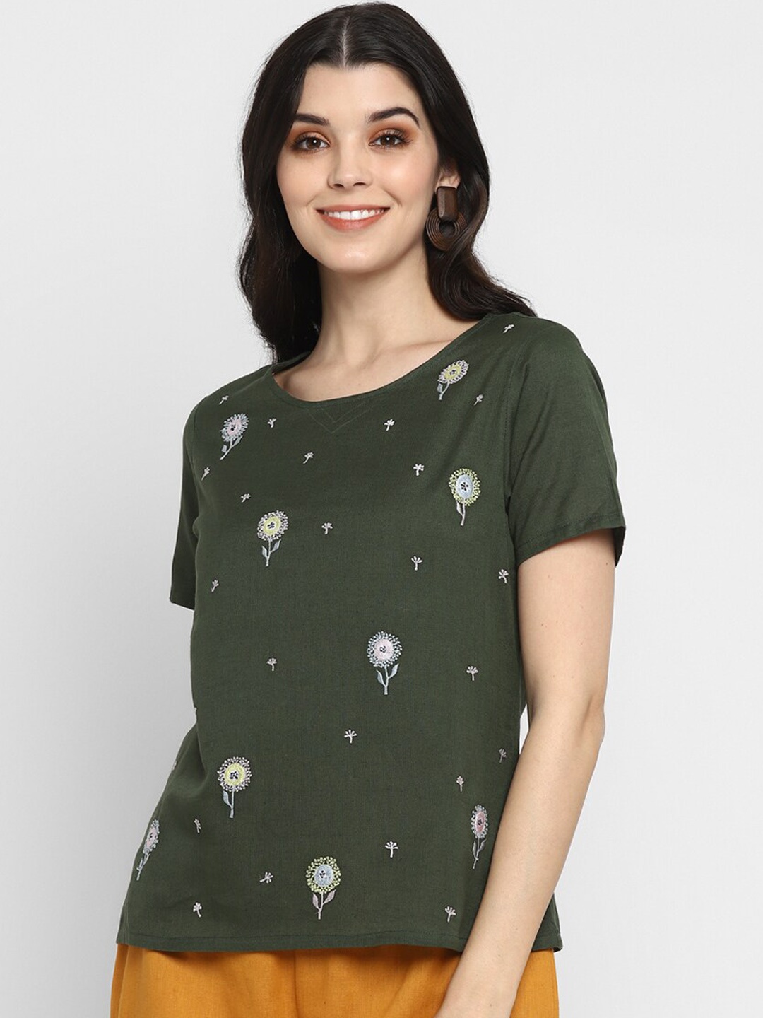 

DEEBACO Olive Floral Embellished Regular Top
