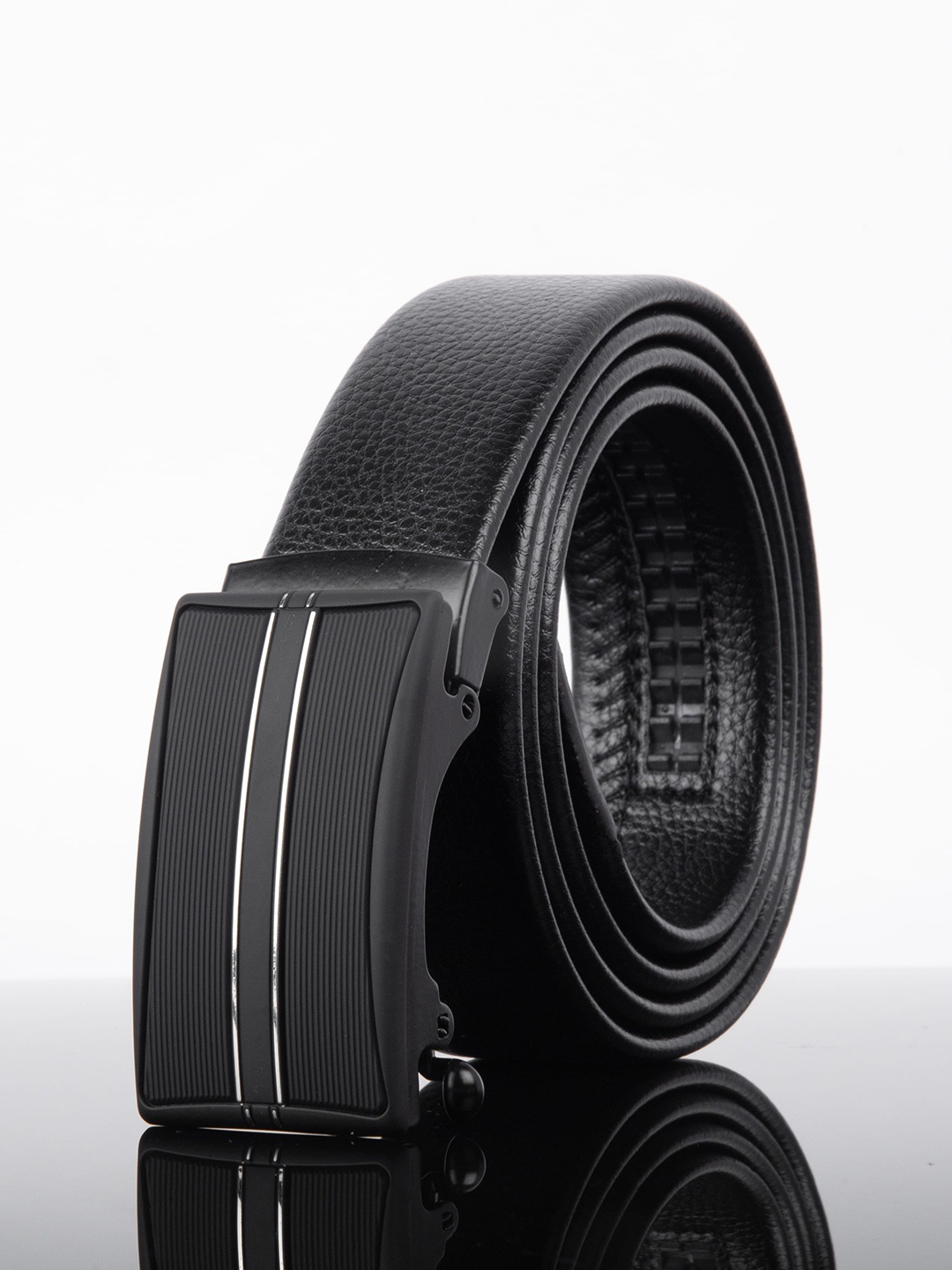 

Kastner Men Black Textured Belt
