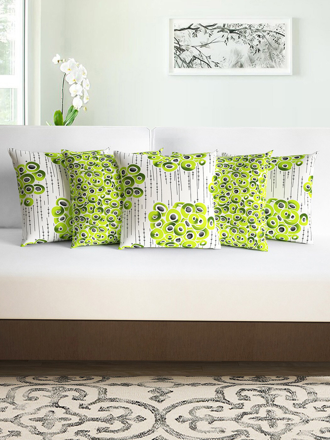 

Divine Casa White & Green Set of 5 Geometric Square Cushion Covers