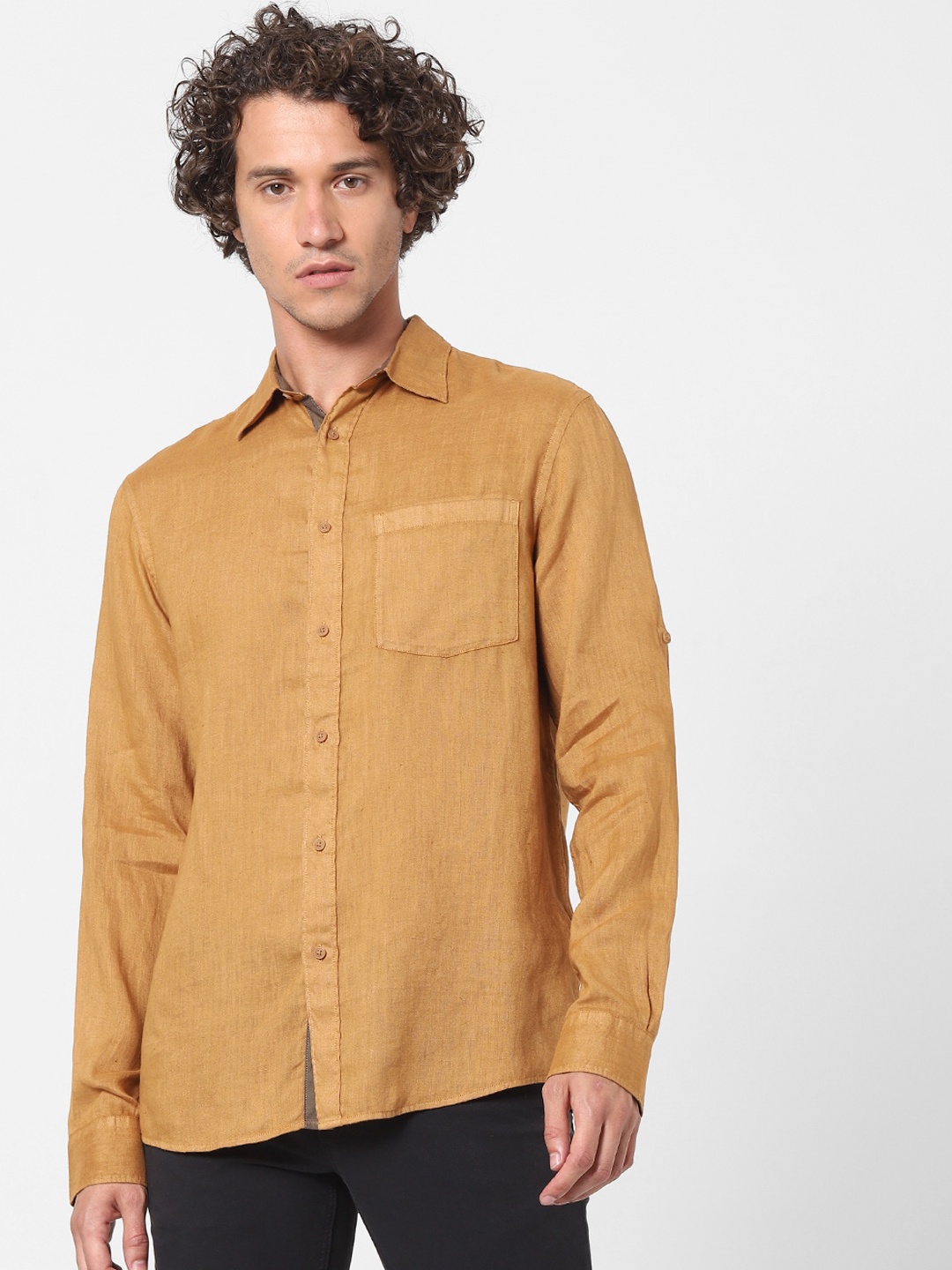 

Celio Men Brown Pure Linen Casual Shirt