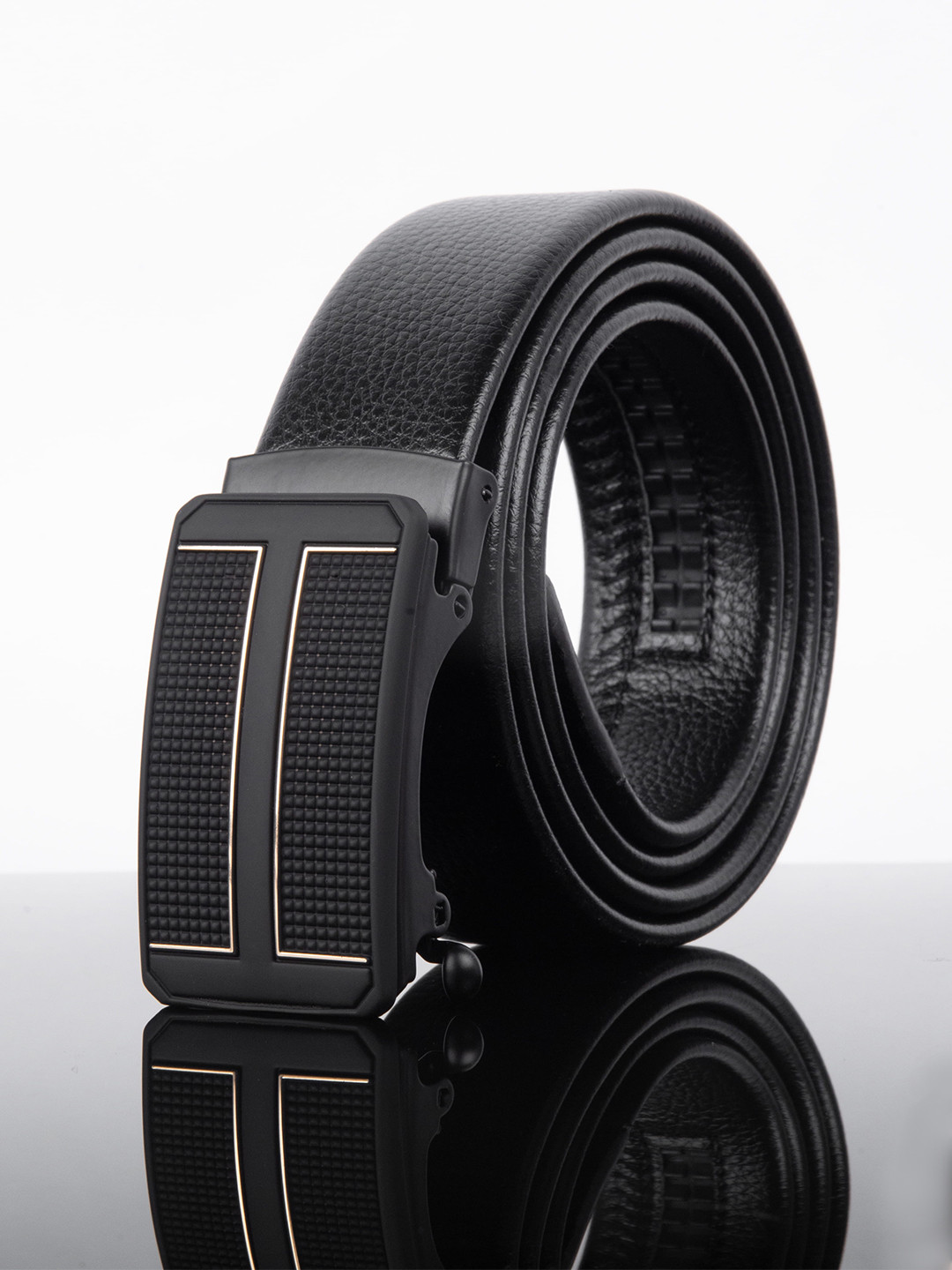 

Kastner Men Black Textured Belt
