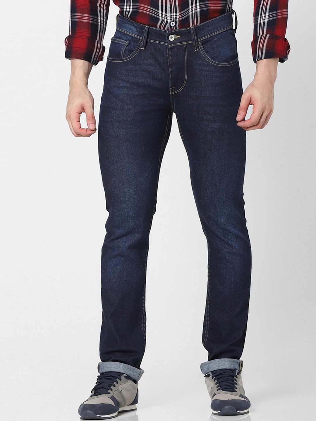 

Celio Men Blue Slim Fit Light Fade Jeans