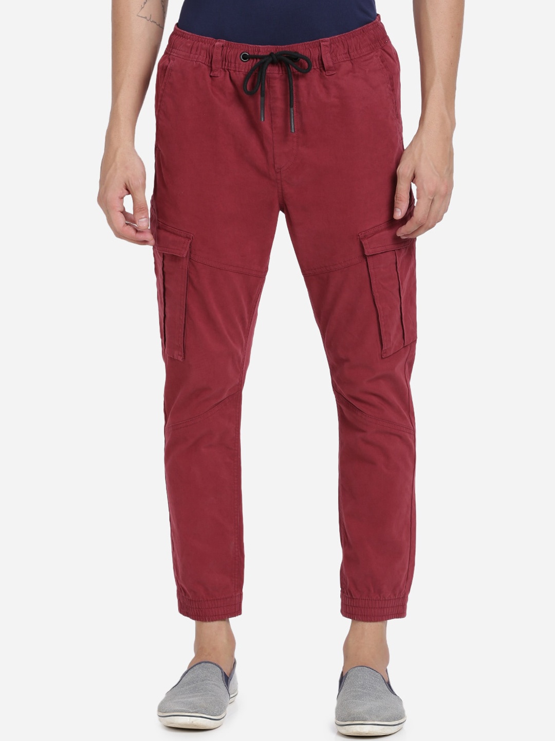 

Breakbounce Men Maroon Slim Fit Cargos Trousers