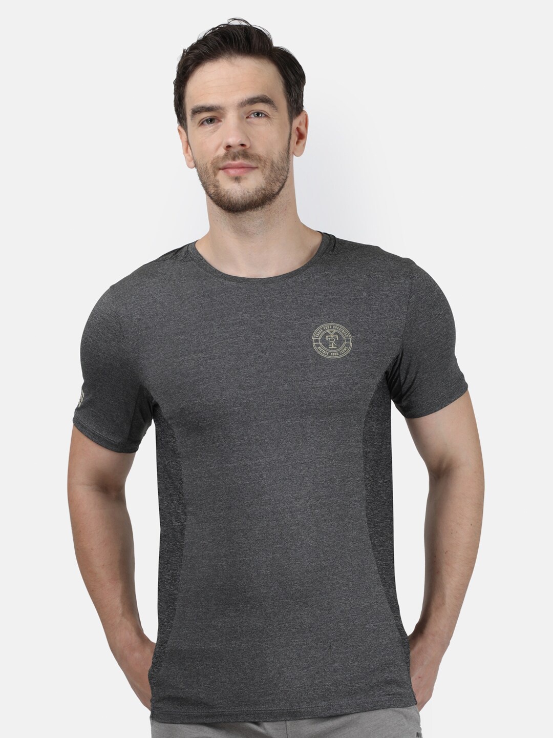 

rock it Men Grey Slim Fit T-shirt