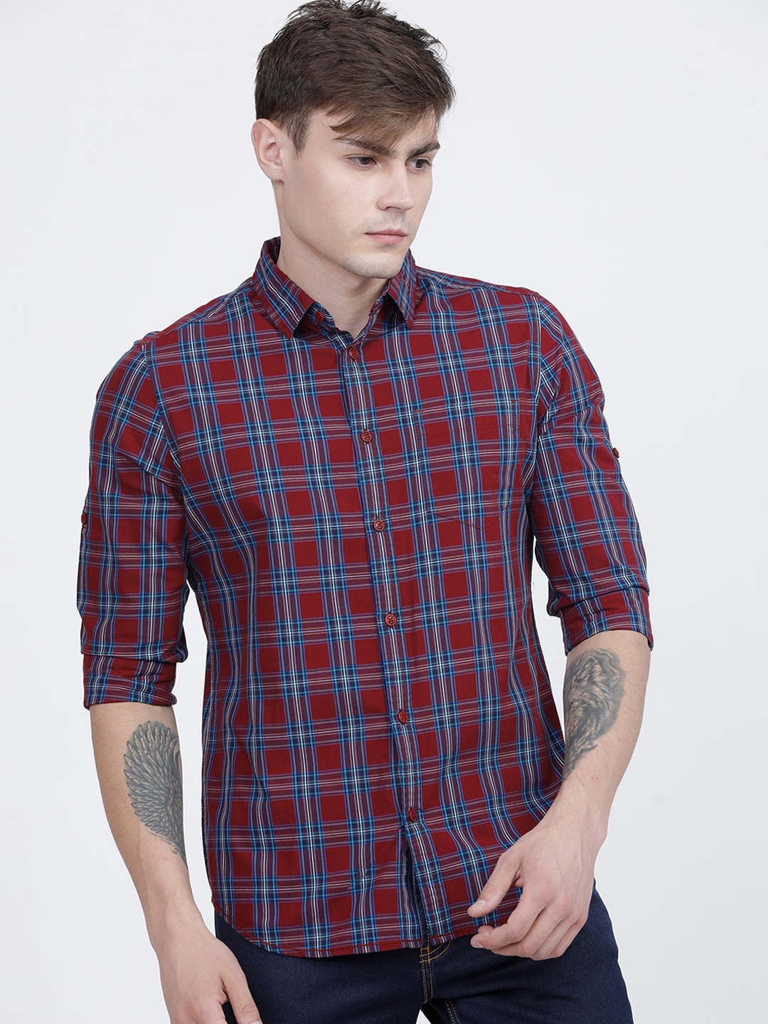 

LOCOMOTIVE Men Maroon Slim Fit Checked Casual Shirt