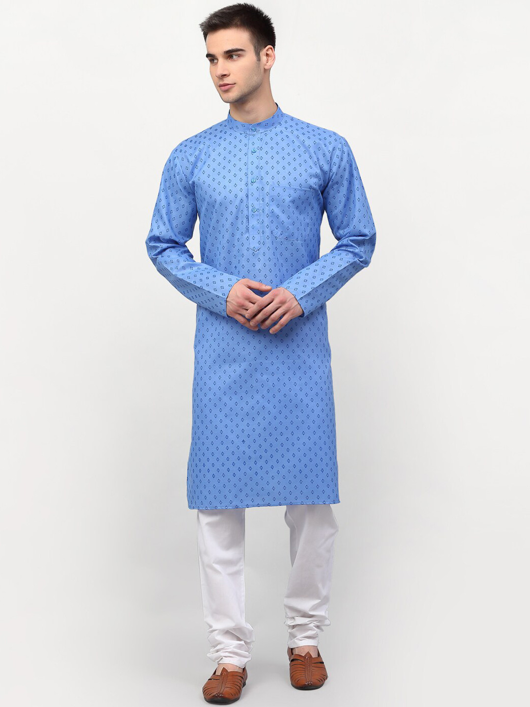 

Jompers Men Blue Geometric Printed Kurta with Churidar