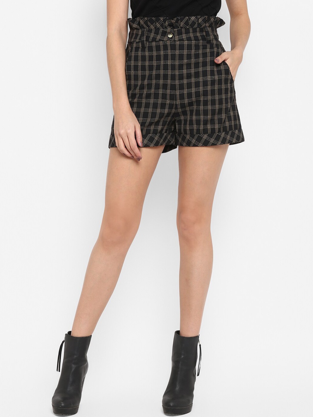 

DEEBACO Women Black Checked Slim Fit High-Rise Regular Shorts