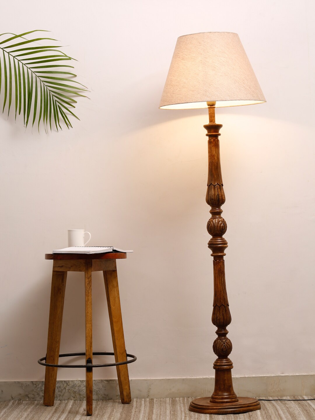 

Fabindia Cream & Brown Classic Country Club Lamp