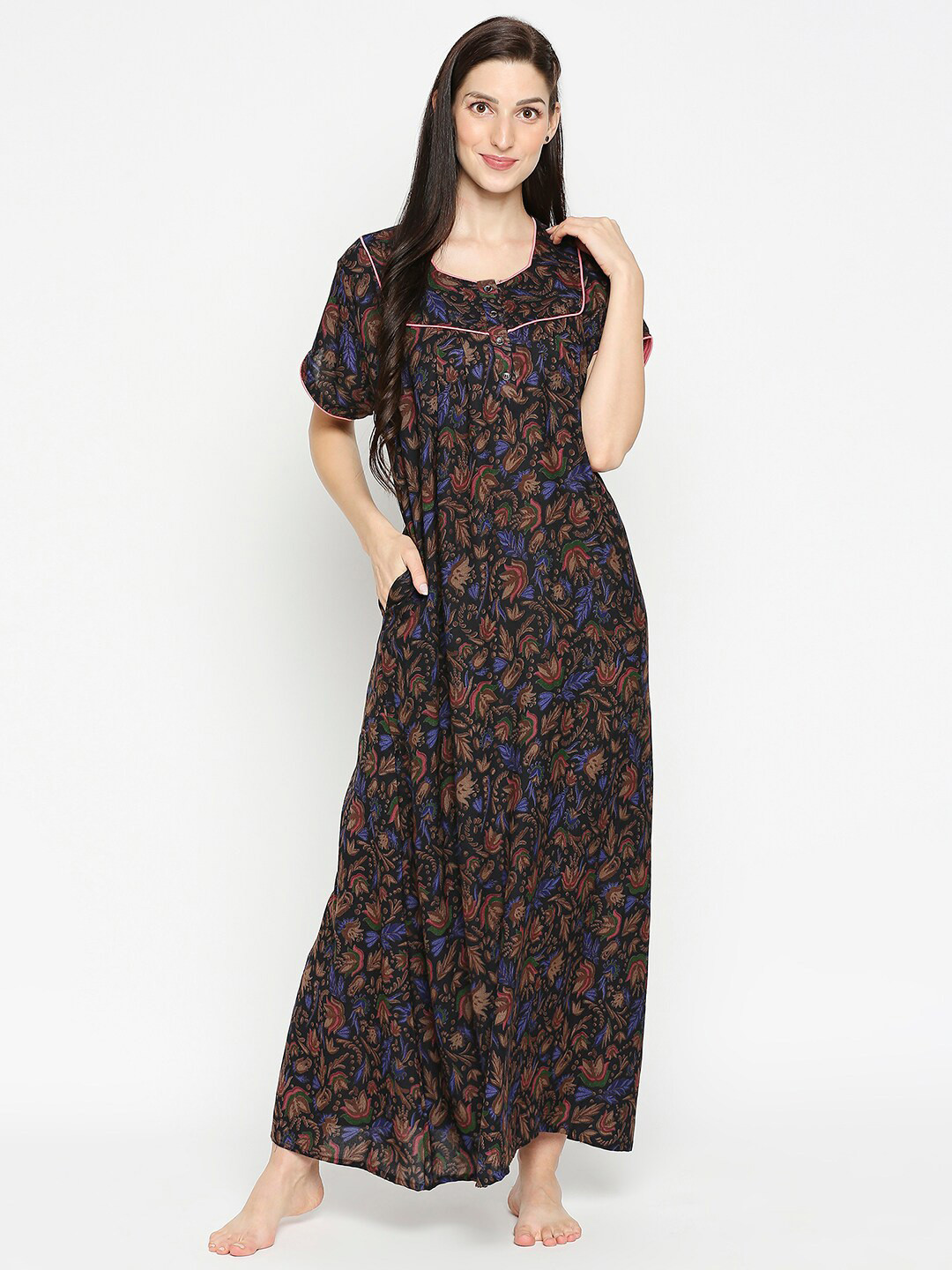 

Pretty Awesome Women Black Printed Maxi Nightdress