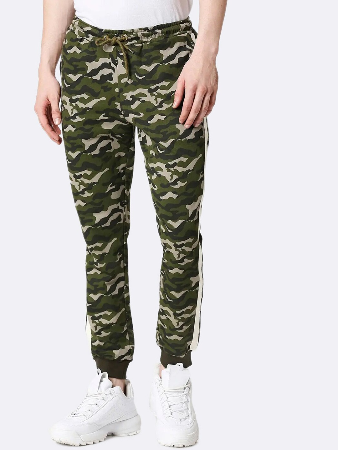 

Bewakoof Men Camo Printed Joggers, Green