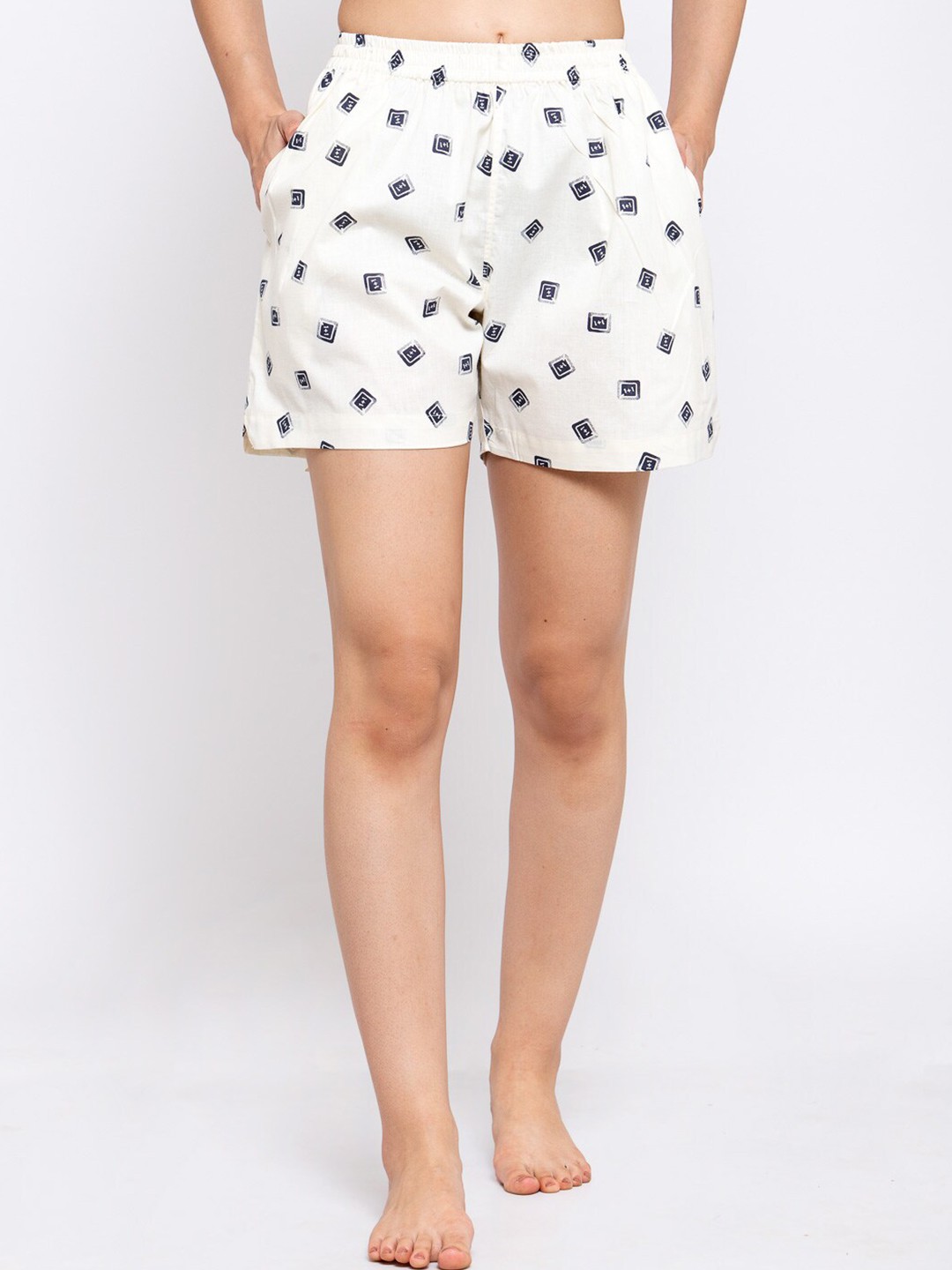

Badoliya & Sons Women Cream & Navy Blue Printed Lounge Shorts