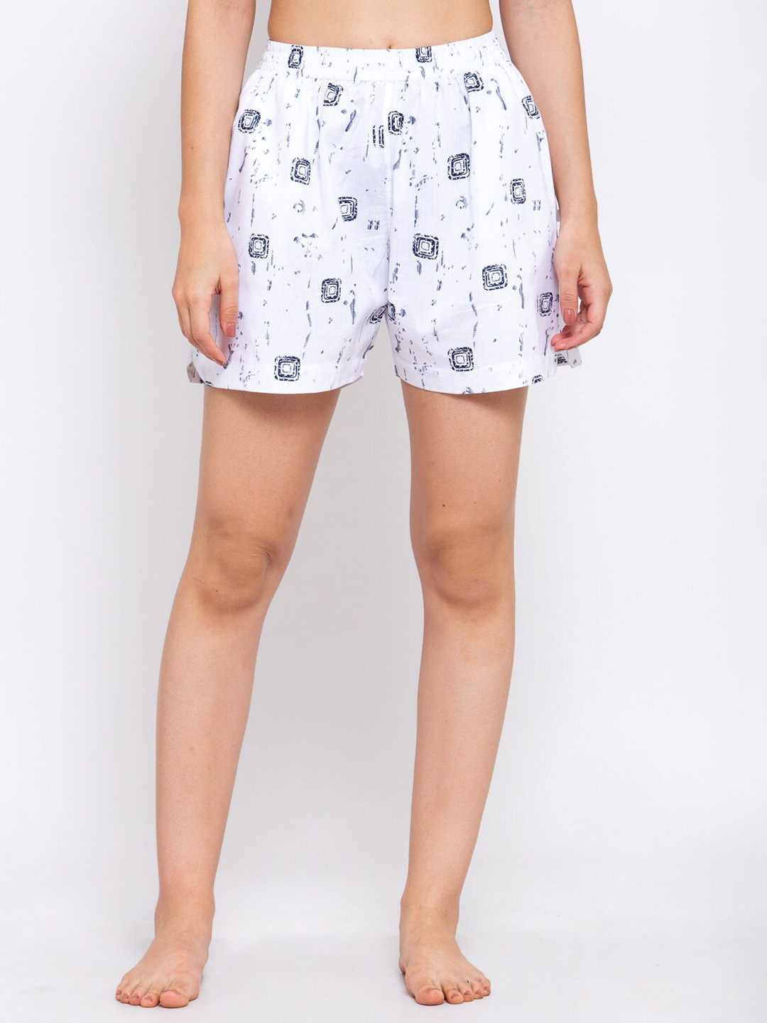 

Badoliya & Sons Women White & Navy Blue Printed Lounge Shorts