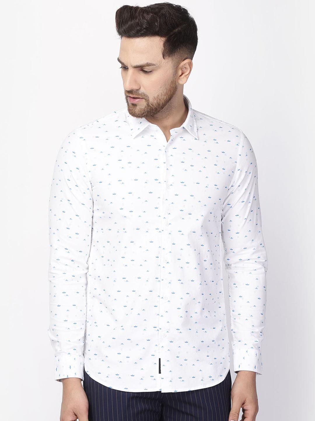 

Blackberrys Men White Pheonix Skinny Fit Printed Casual Shirt