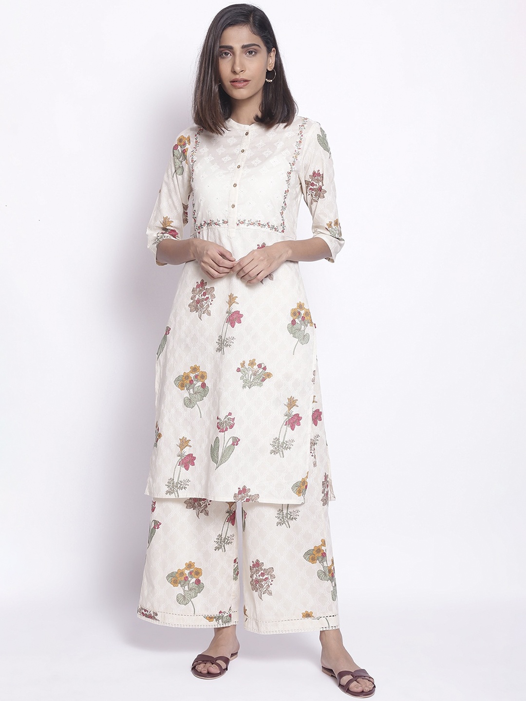W Women Off White Floral Printed Kurta