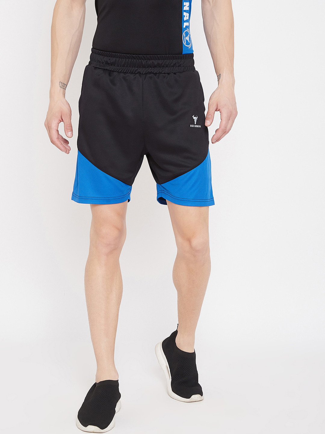 

AGIL ARMERO Men Multi Colourblocked Mid-Rise Sports Shorts