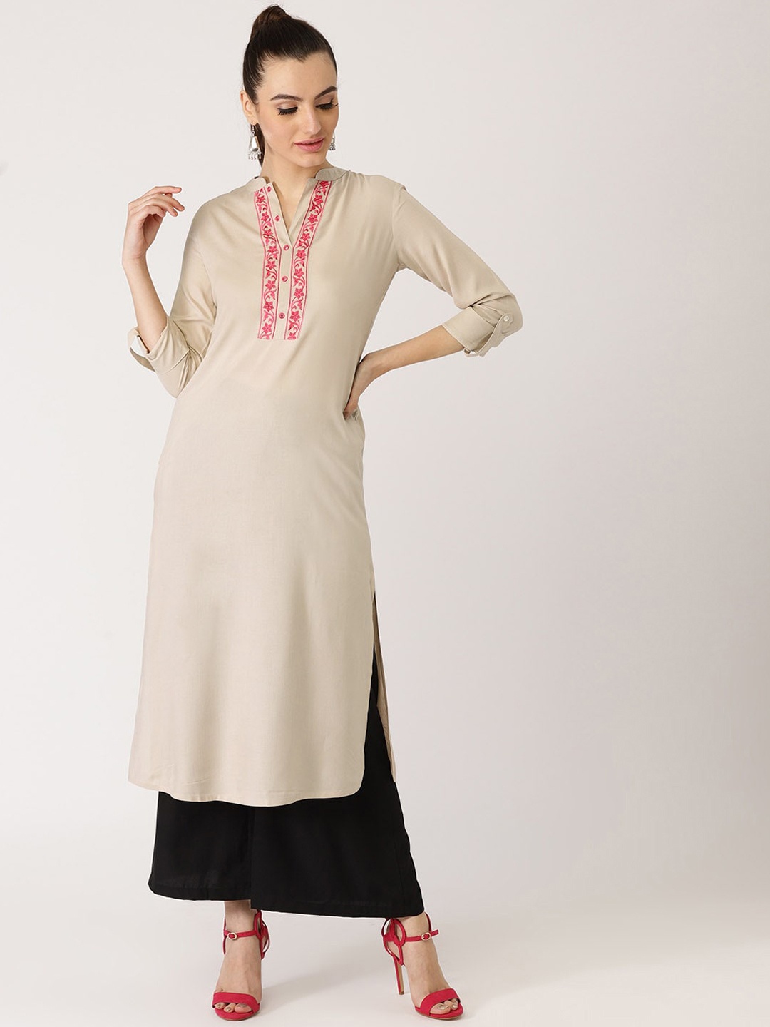 

Libas Women Beige Floral Yoke Design Thread Work Floral Kurta