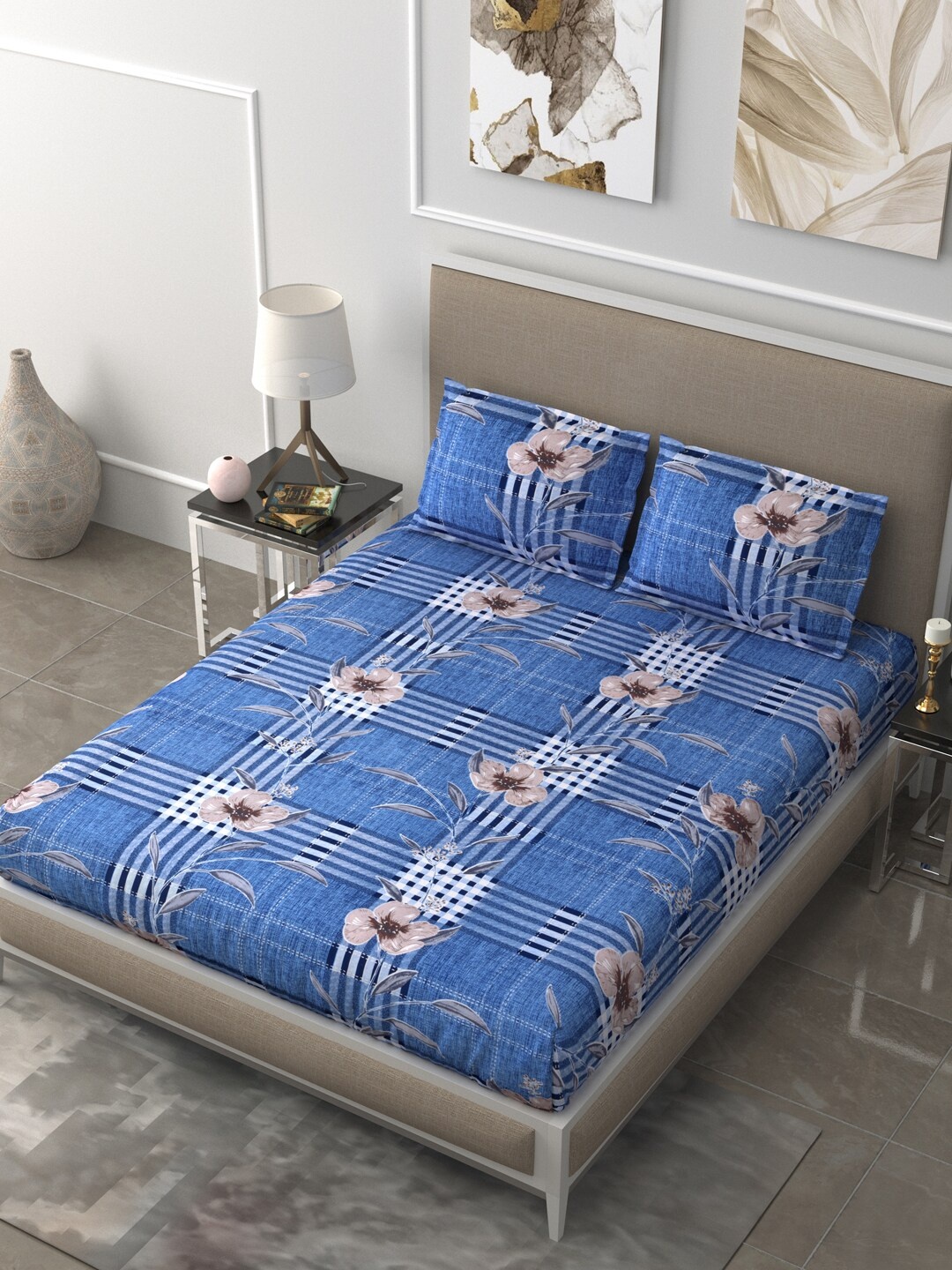 

LIVING ROOTS Blue & White Floral 210 TC Queen Bedsheet with 2 Pillow Covers