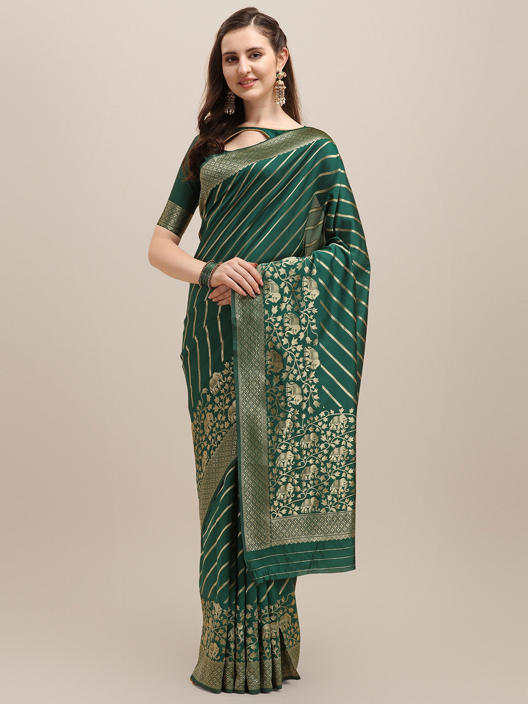 

RAJGRANTH Green & Gold-Toned Striped Zari Silk Cotton Banarasi Saree