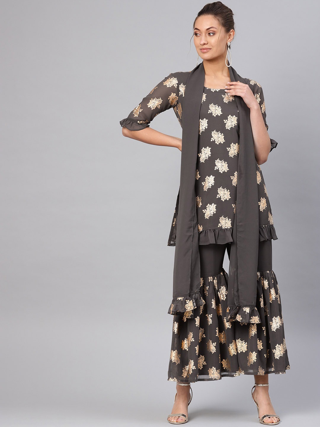 

Libas Women Grey Kurta with Trousers & With Dupatta