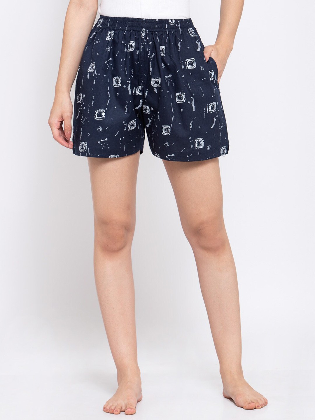 

Badoliya & Sons Women Navy Blue & White Printed Lounge Shorts