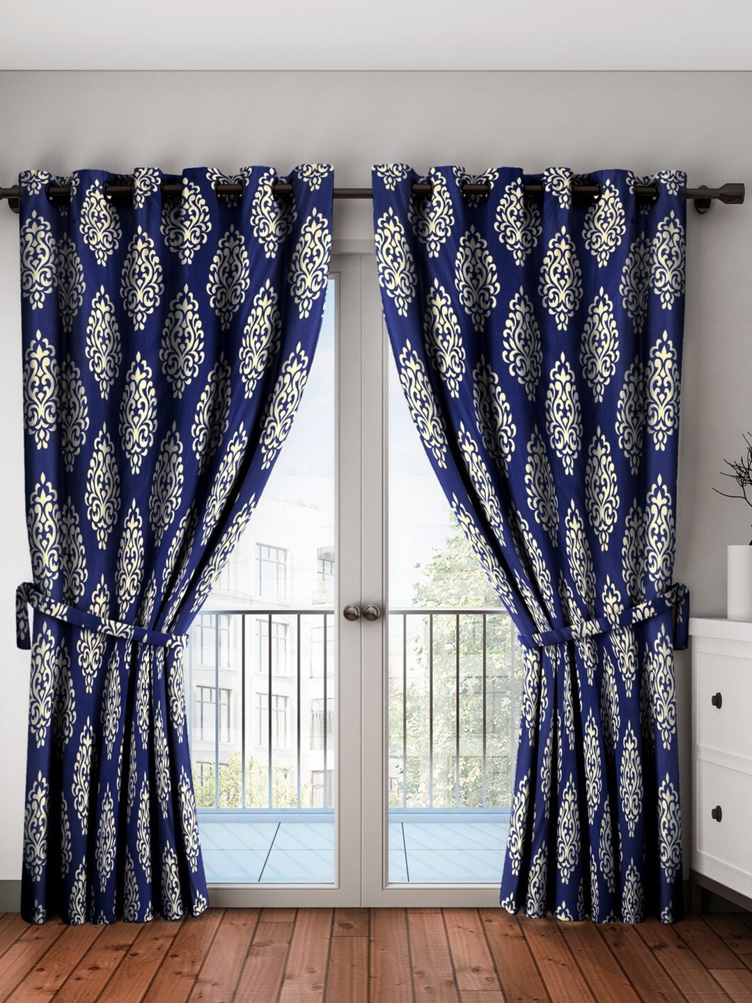 

Home Sizzler Unisex Blue Ethnic Motifs