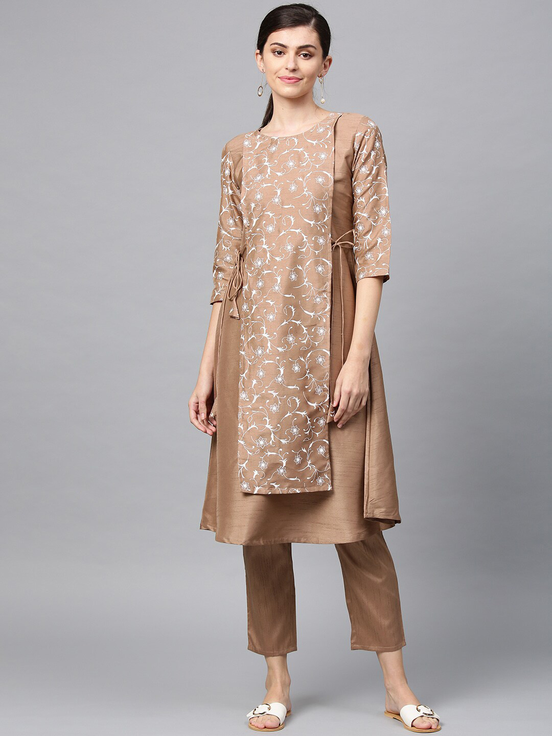 

ZIYAA Women Brown Floral Embroidered Layered Kurti with Trousers & With Dupatta