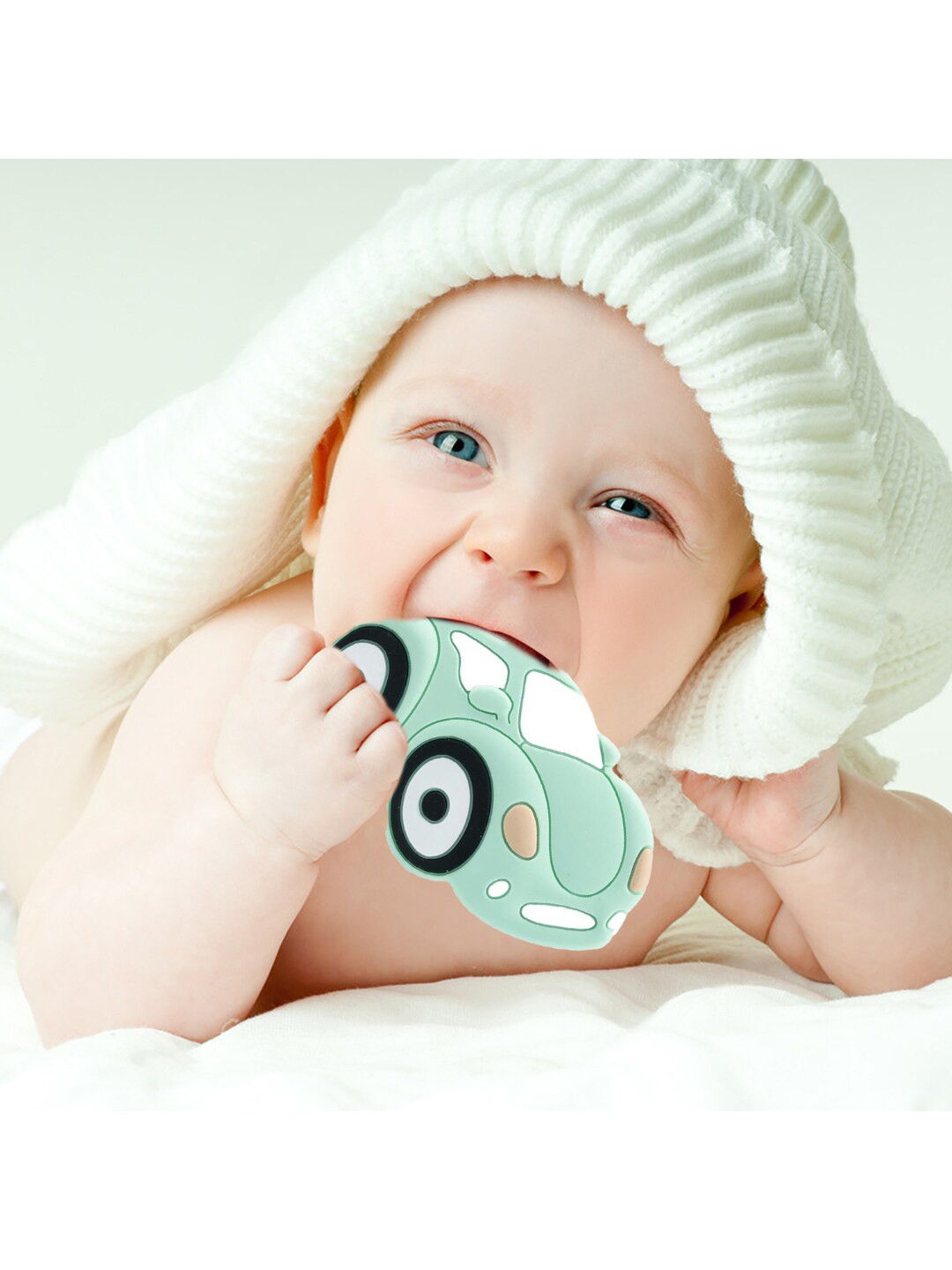 

GUCHIGU Green & White Car Shape BPA Free Chew Teether Toy