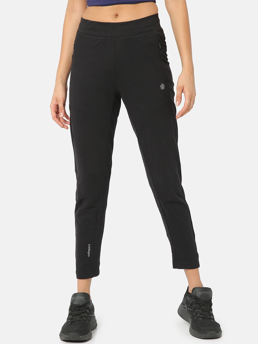 

Cultsport Women Black Solid Supersoft Yoga Pants