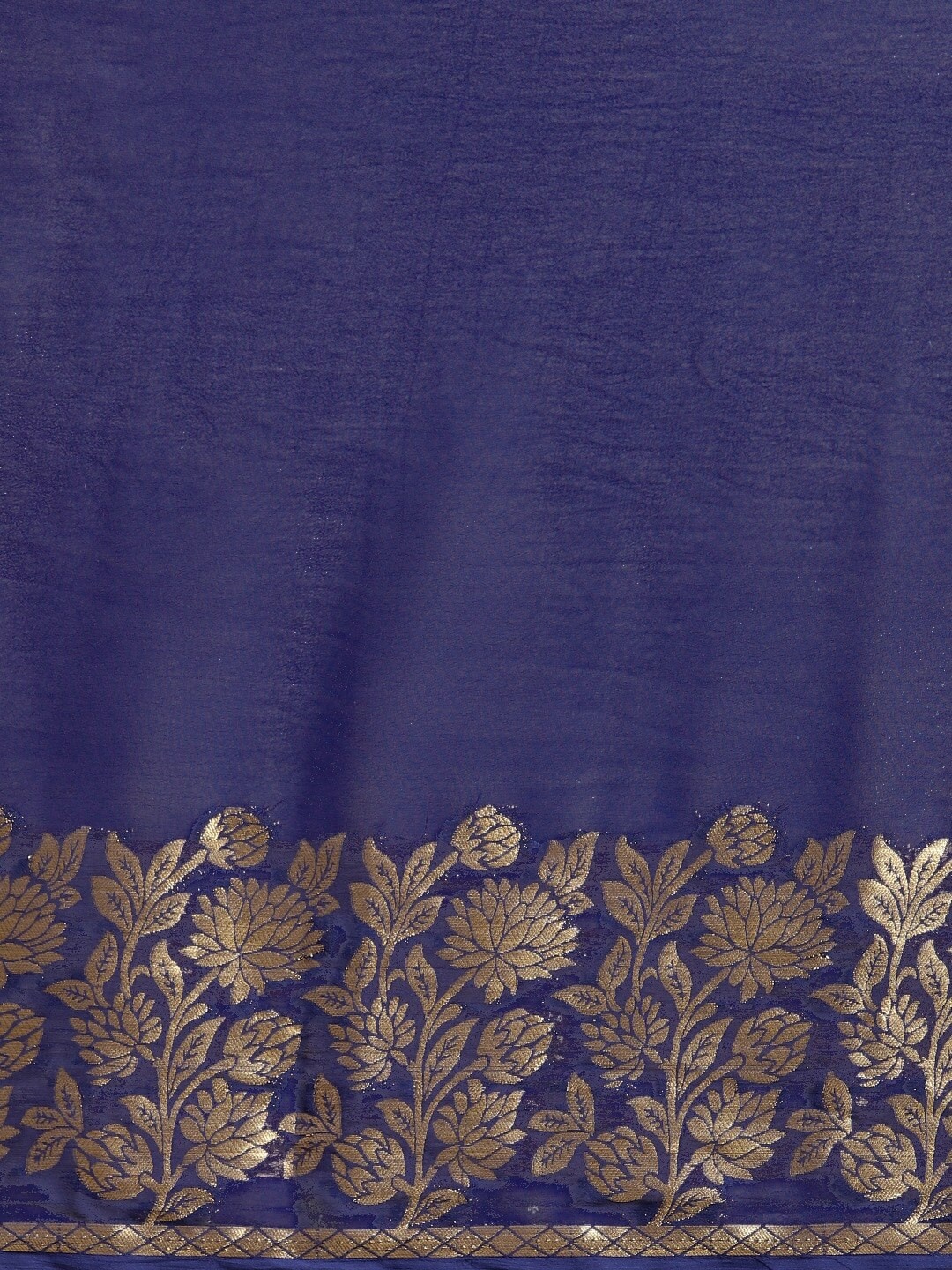 Saree mall Navy Blue & Gold-Toned Floral Sarees