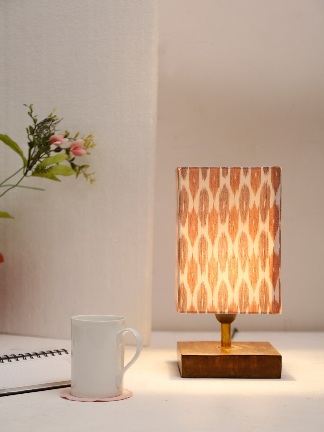 

Fabindia Pink & Taupe Printed Classic Country Buffet Table Lamp