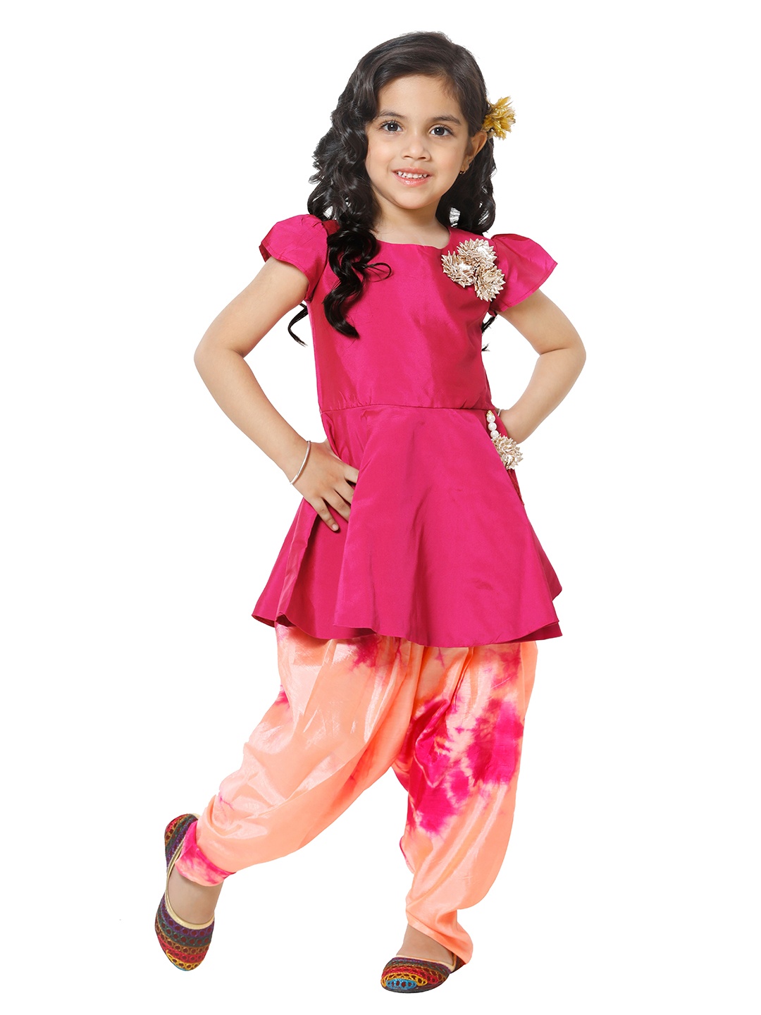 

LilPicks Girls Pink & Peach-Coloured Top with Dhoti Pants