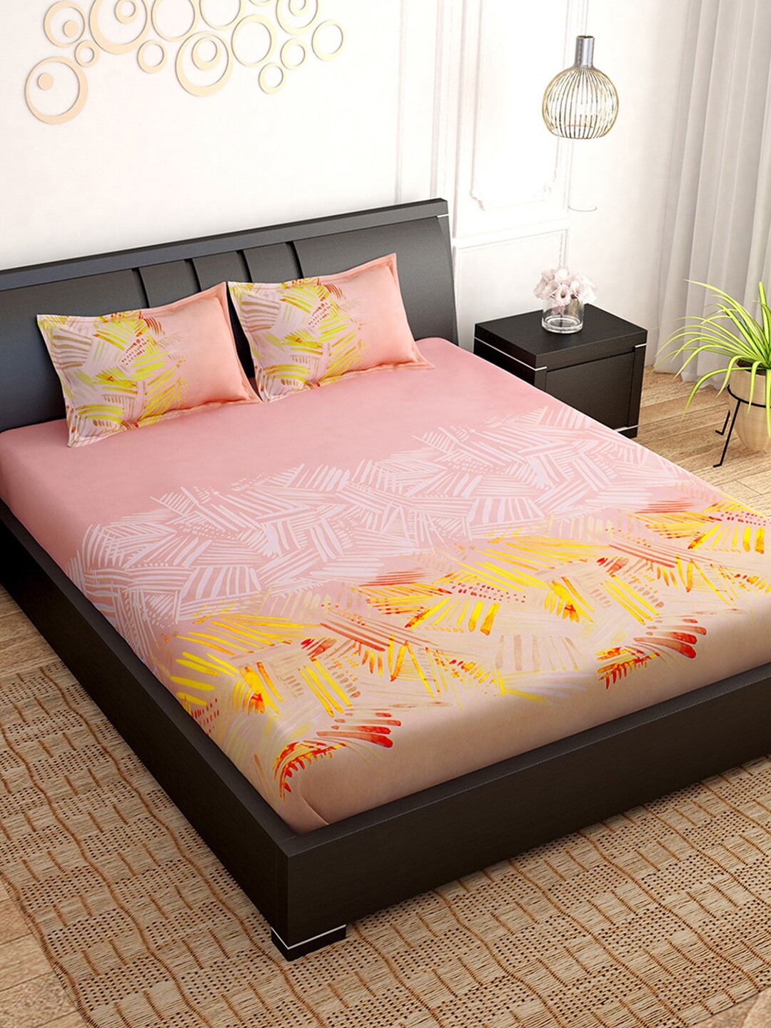 

PAVO Peach & White 210 TC Pure Cotton King Bedsheet with 2 Pillow Covers