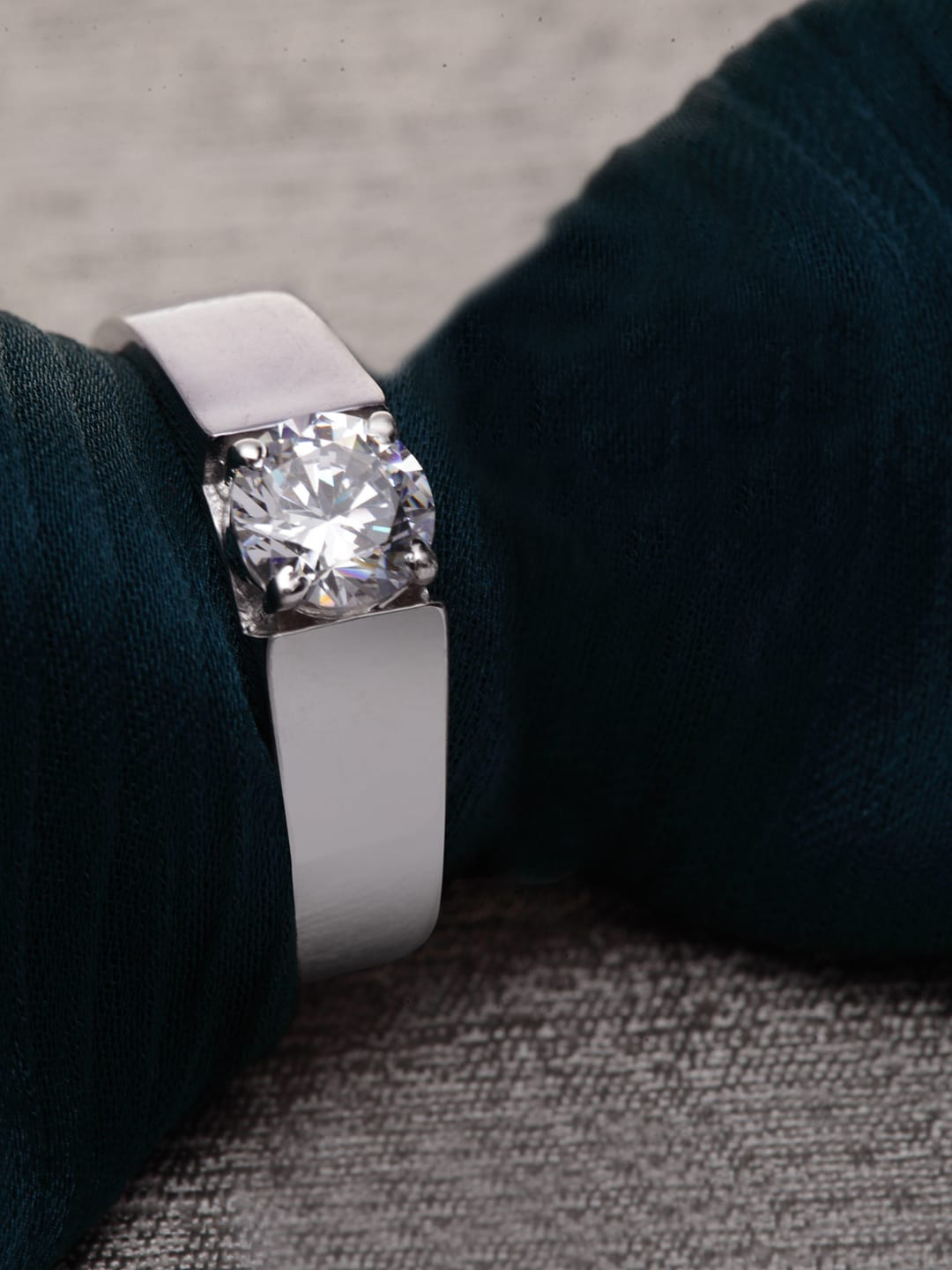 

Clara Men Sterling Silver Toned Cubic Zirconia Studded Enameled Adjustable Finger Ring