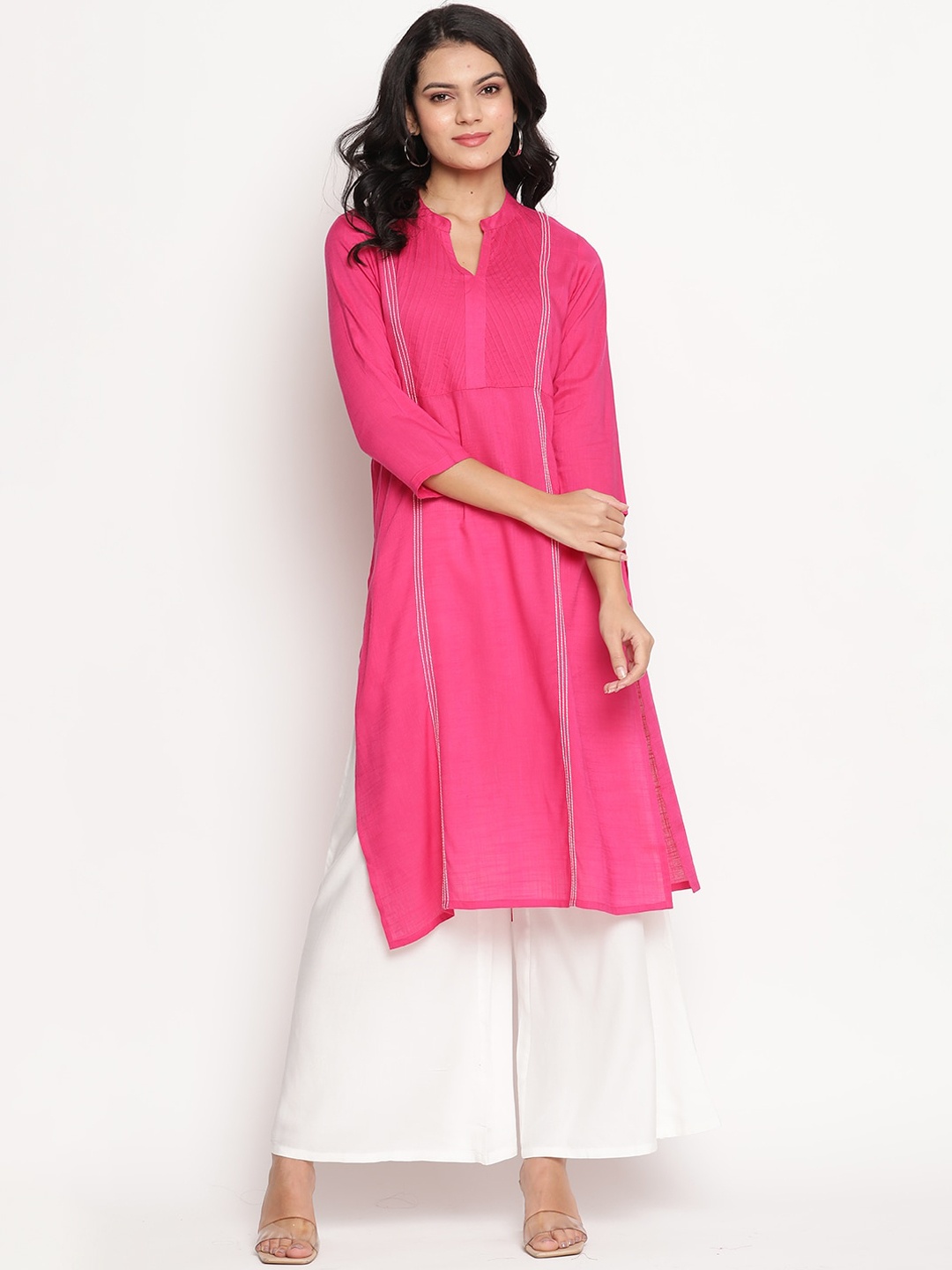 

Be Indi Women Fuchsia Keyhole Neck Thread Work Kurta