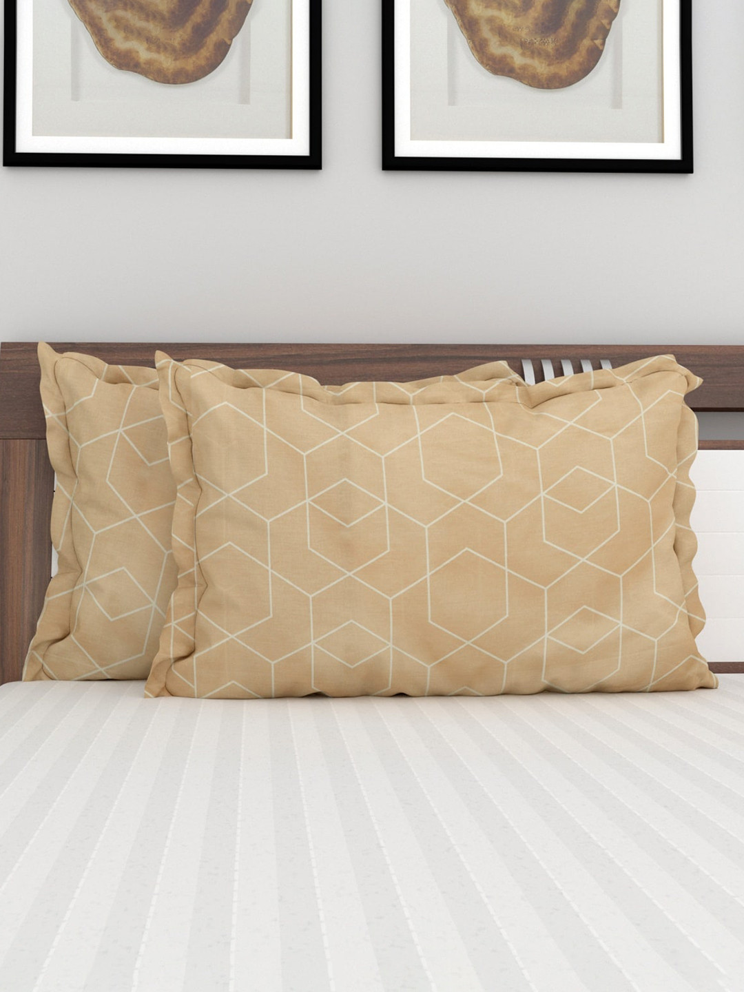 

Home Centre Brown & White Set of 2 Geometric Rectangle Cushion Covers
