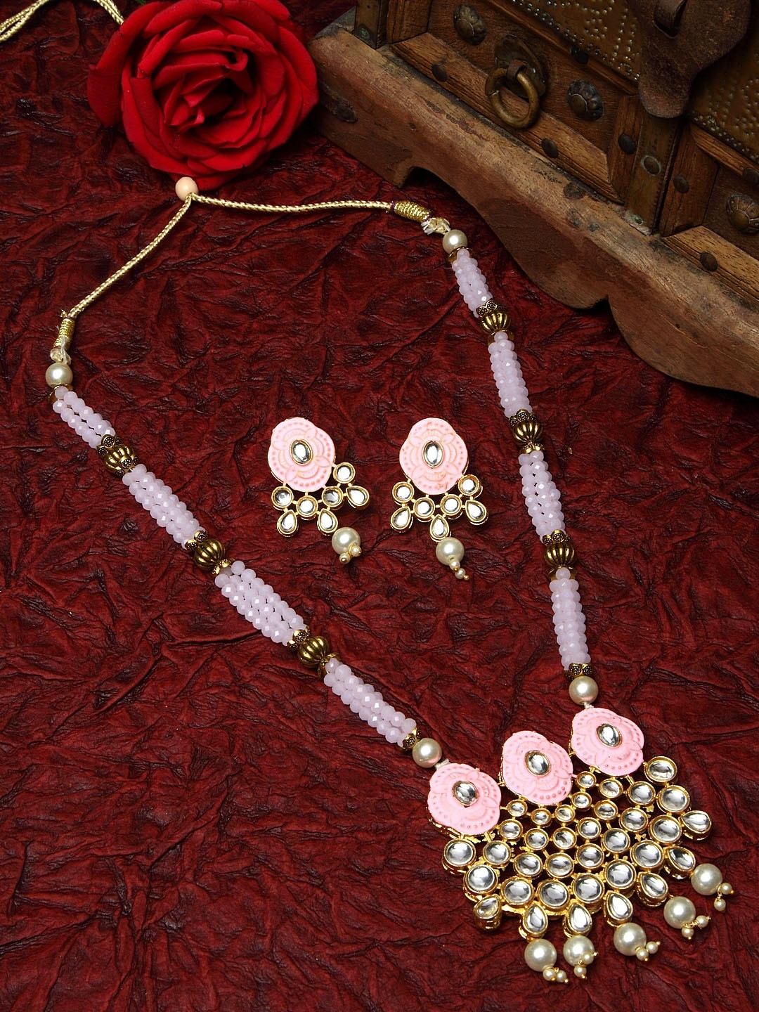 

Moedbuille Gold-Plated Pink & White Kundan Onyx Studded Pearl Beaded Jewellery Set